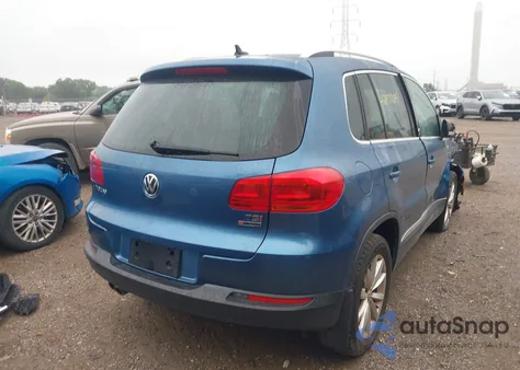 2017 Volkswagen Tiguan 2.0T Wolfsburg Edition from USA, damaged, VIN WVGSV7AX1HW506990